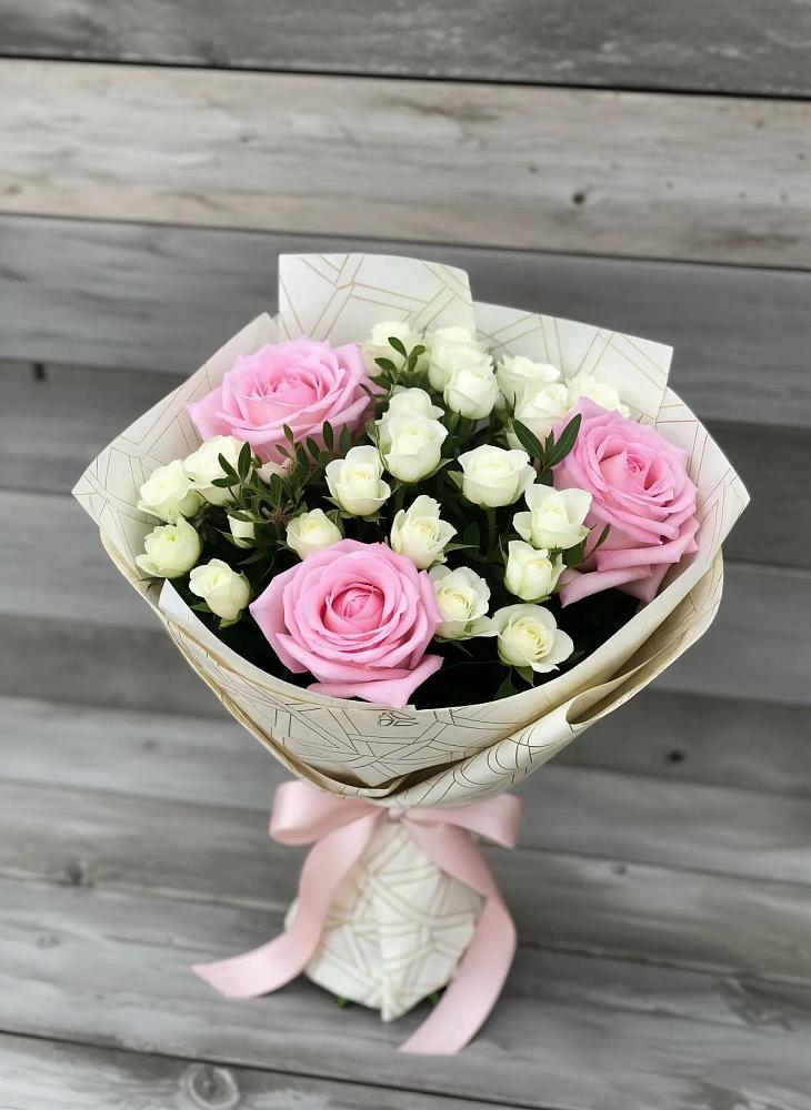 Букет цветов из: Розы в Кызыл-Озёк