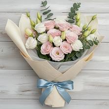 Букет цветов из:  Лизиантусы в Кызыл-Озёк