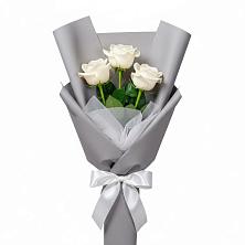 Букет 3 белые розы в Кызыл-Озёк