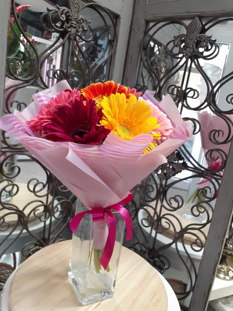 Букет цветов из: Герберы в Кызыл-Озёк