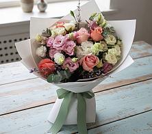 Букет цветов из:  Розы, Лизиантусы и Гвоздики в Кызыл-Озёк