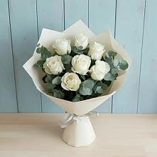 Букет Белые розы в Эвкалипте в Кызыл-Озёк